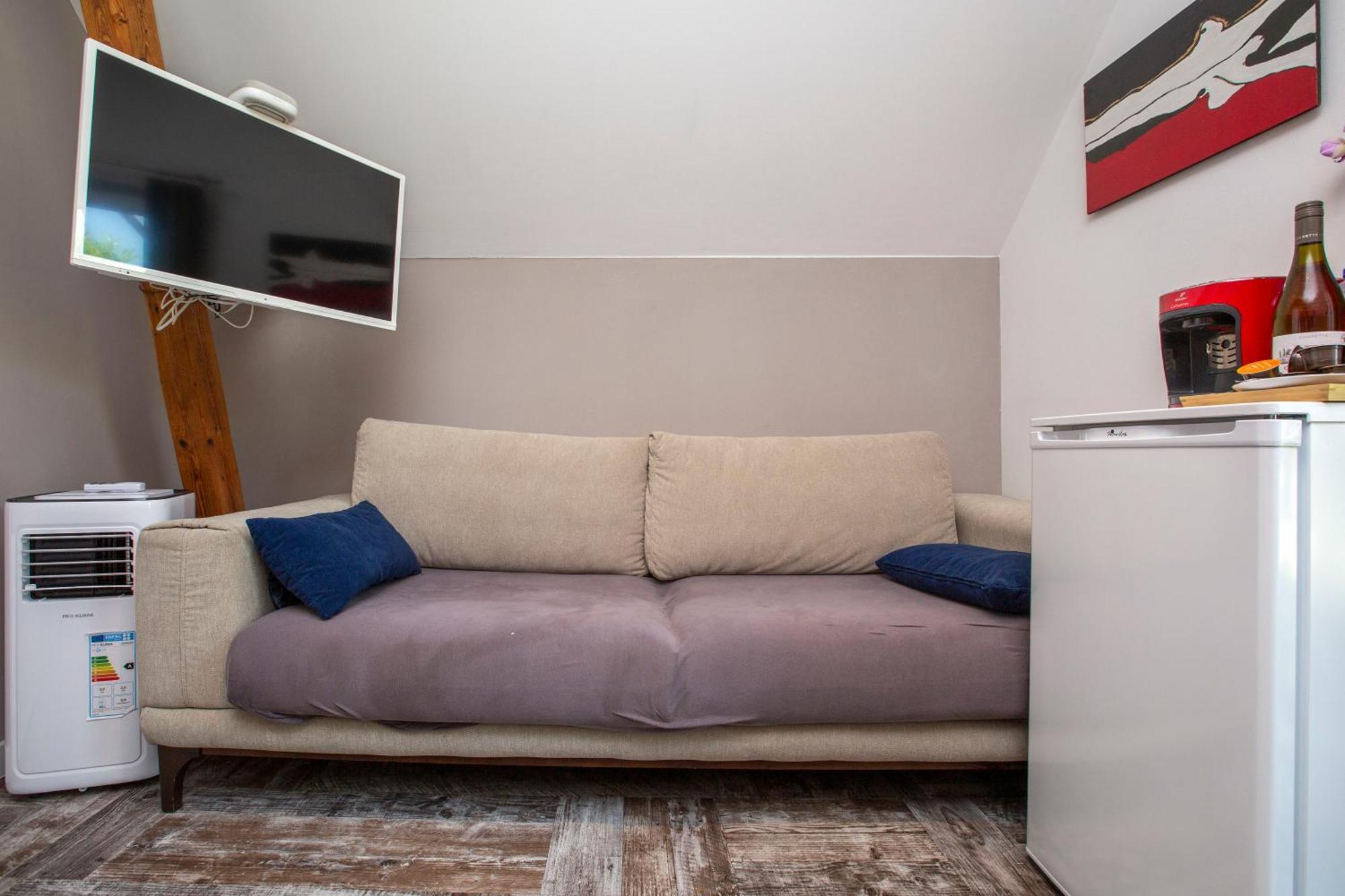 Bnb Comfort Guesthouse Olten - Lostorf Exterior photo